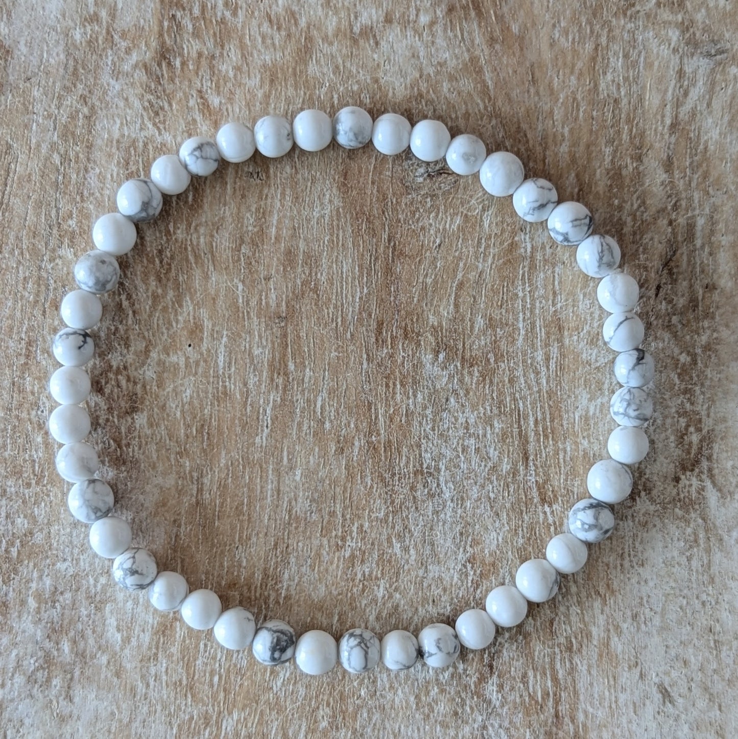 Howlite Round Bead Bracelet