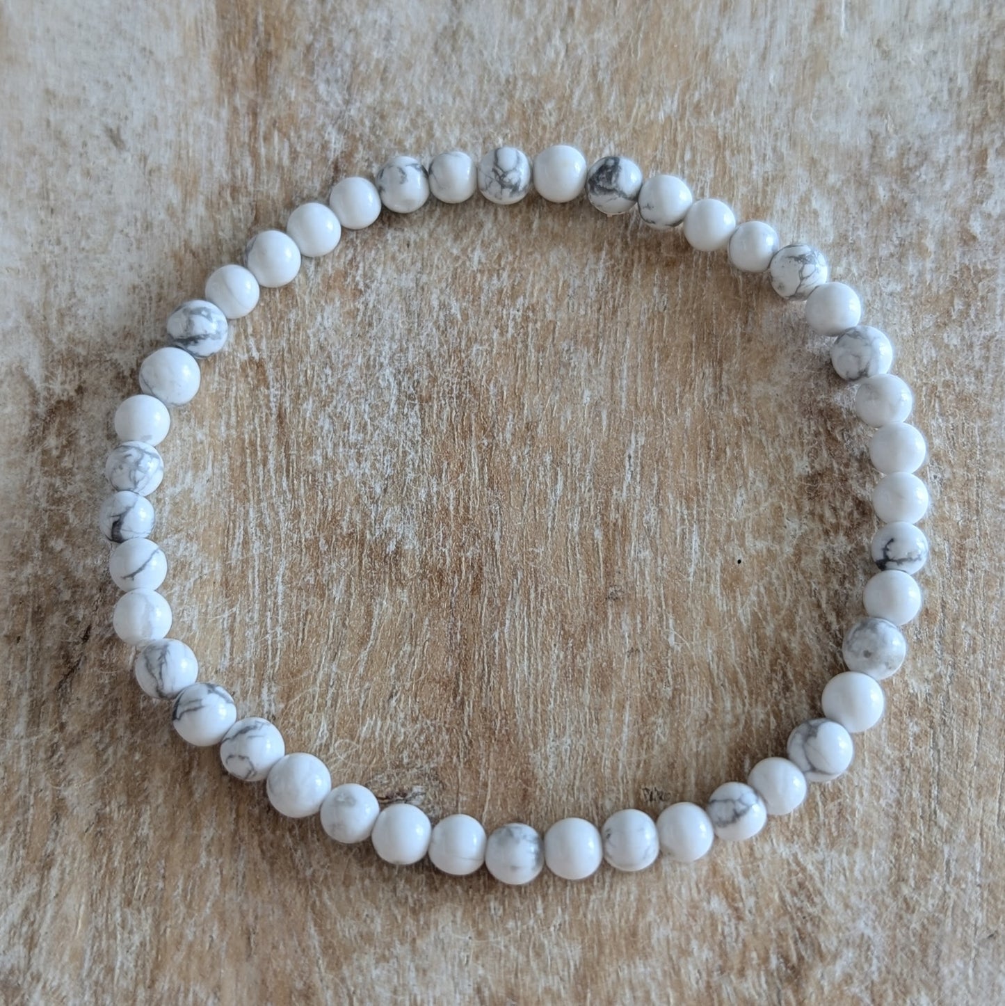 Howlite Round Bead Bracelet
